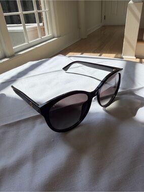 Gucci Black sunglasses